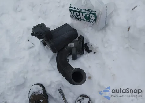 2015 Chrysler 200 Lx z USA, uszkodzony, nr VIN 1C3CCCFB7FN597100